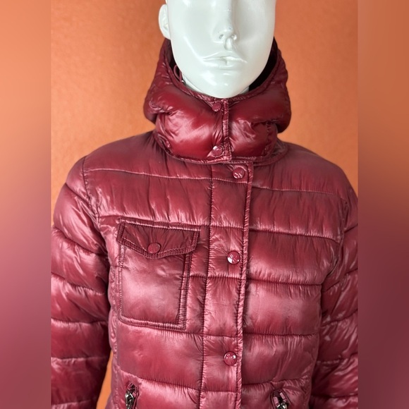 Moncler Deep Red Puffer Jacket - Picture 4 of 17